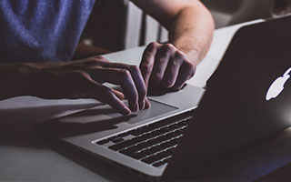 九游app官方下载-季后赛门票秒抢，粉丝热情难以抵挡，季后赛门票分成